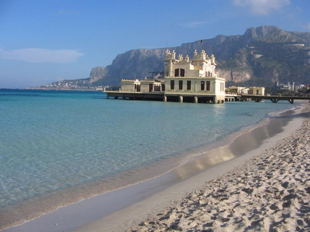 Casa Vacanze Kristel Balestrate Chambre photo